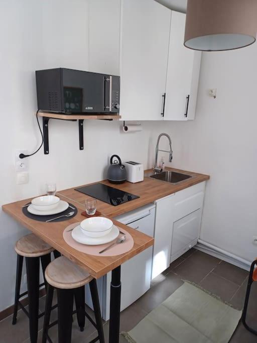 Tiny81 Cozy City Break Appartment Clichy Exterior photo
